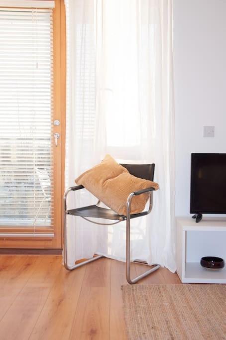 2 Bed 2 Bath Apartment With Canal View Dublín Exterior foto